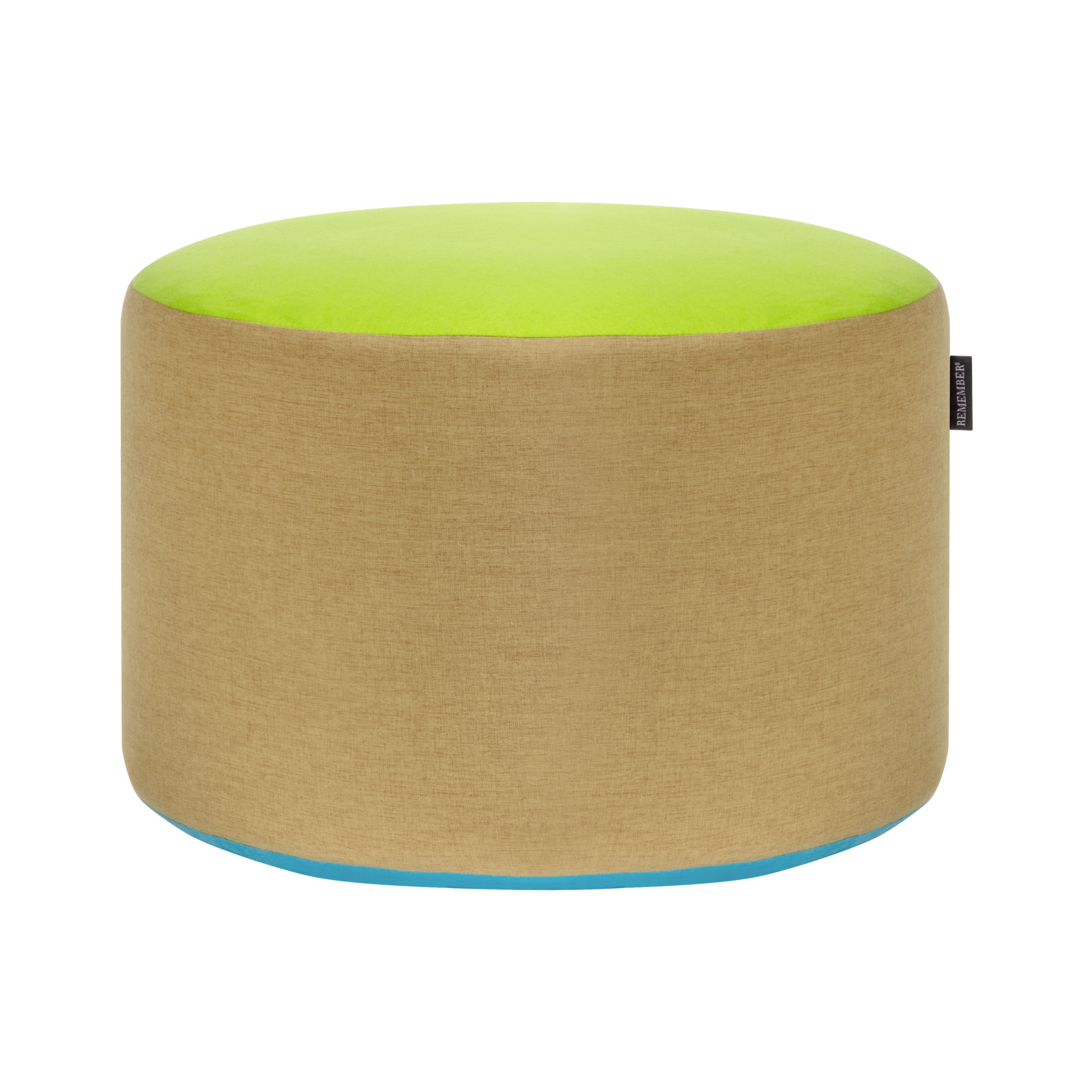 Pouf rond avec revêtement en tissu tricolore : partie supérieure vert vif, corps couleur sable clair, partie inférieure ornée d'une fine bande turquoise. Petite étiquette noire « REMEMBER » sur le côté. Il invite à s'asseoir et à se détendre.
