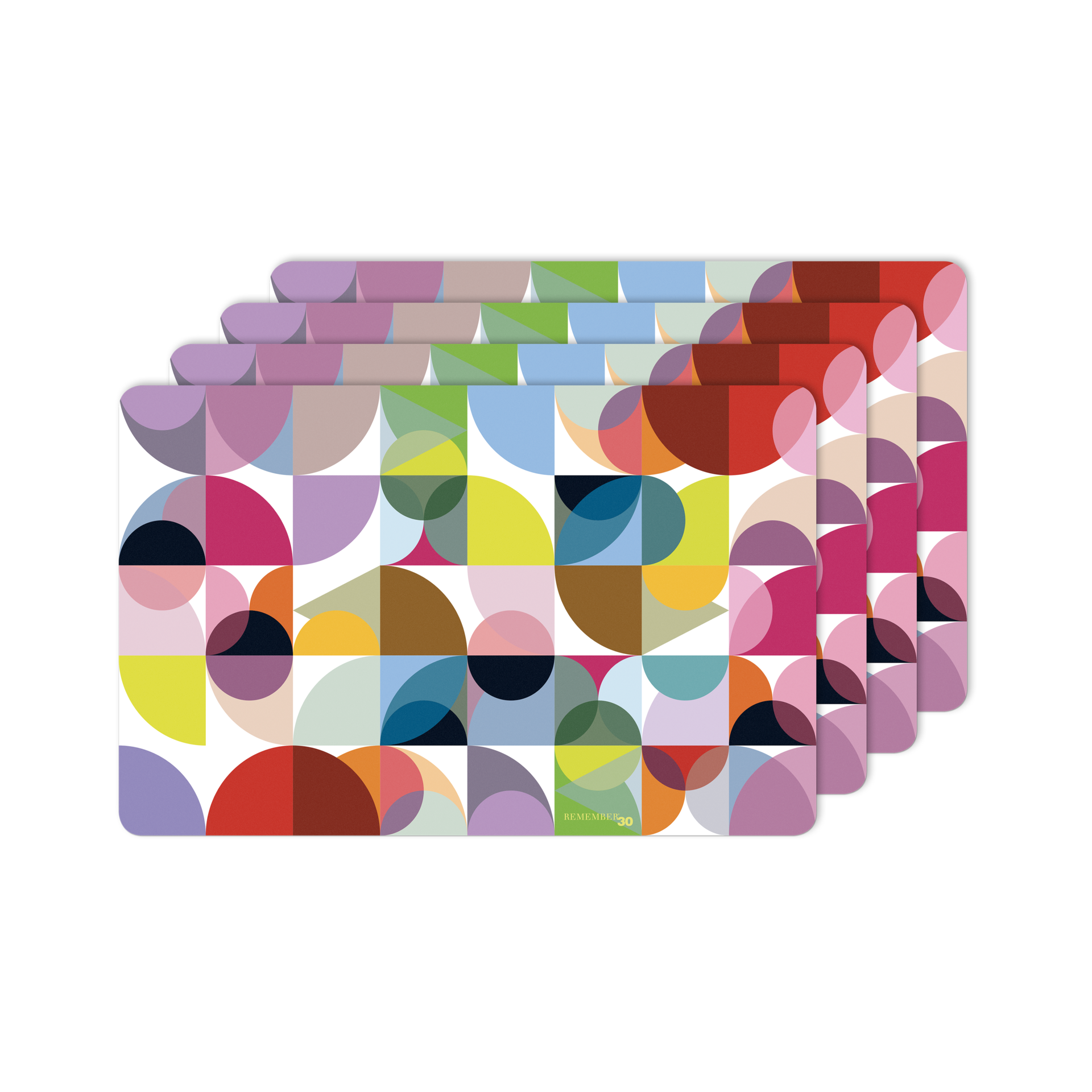 Fünf stapelbare rechteckige Untersetzer mit abgerundeten Ecken. Buntes geometrisches Muster aus Quadraten und Kreishälften. Die Farben sind Rot, Lila, Grün, Braun, Gelb und Blau.