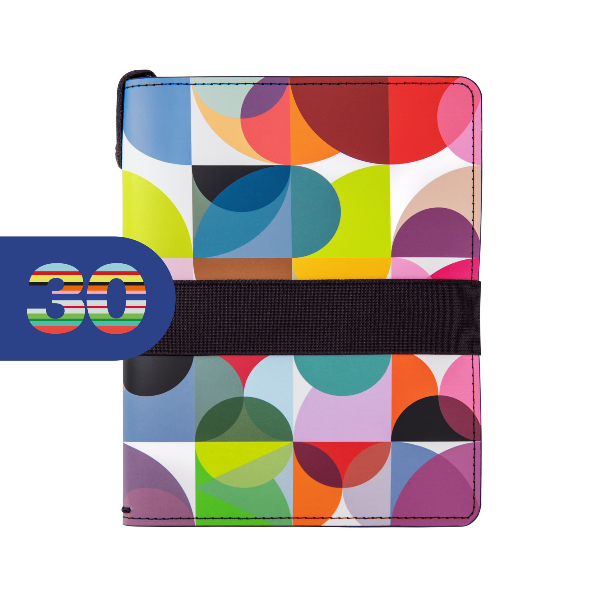 TripBook Solena 'Remember 30' mit farbenfrohem, geometrischem Muster und Gummiband. Links unten ist eine blaue Sprechblase mit der Zahl 30.