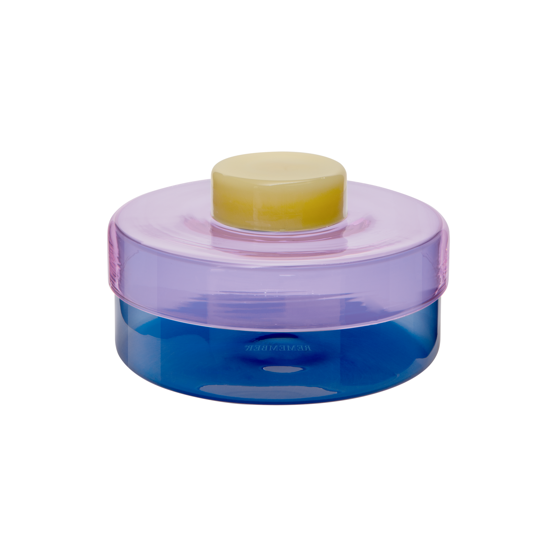 Boîte en verre ronde Milou avec un corps bleu transparent et un couvercle opaque de couleur rose-violet. Une poignée cylindrique jaune est placée au centre du couvercle. La boîte est représentée en isolé sur un fond blanc.